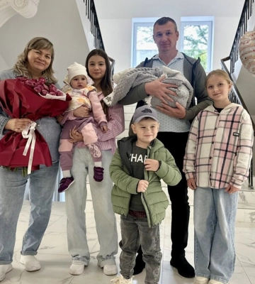 Після діагнозу “безпліддя” — сьома дитина: неймовірна історія жінки зі Львівщини