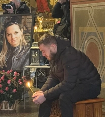 Их жизни забрала Россия: в Киеве попрощались с журналисткой Грамовой и оператором Кармазиным