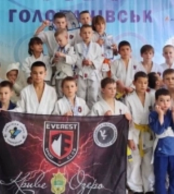Юні спортсмени з Кривого Озера здобули перемоги на Всеукраїнському турнірі з дзюдо