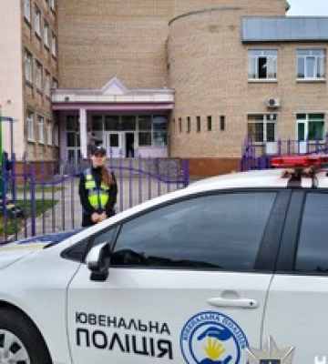 В Киевской области руководителя ОО задержали за вымогательство $31 тысячи взятки у командира воинской части