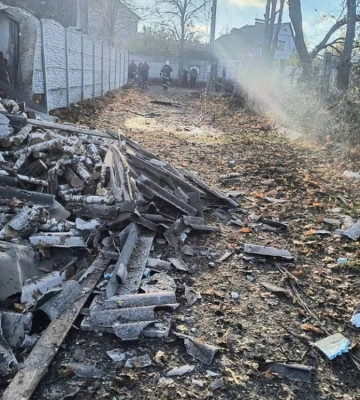 Російські безпілотники атакували Чернігів, є постраждалі