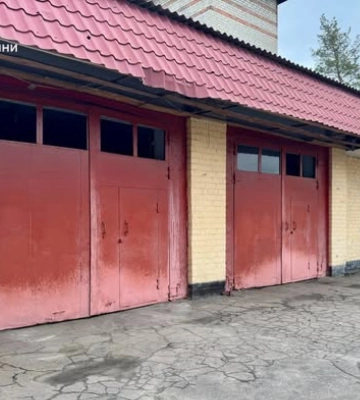 Российская авиация нанесла удары по Константиновке: в городе повреждены многоэтажки