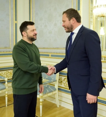 Зеленский обсудил с главой МИД Эстонии оборонную поддержку Украины