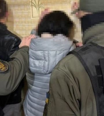 Готували теракти на Дніпропетровщині: СБУ затримала дезертира та його спільницю