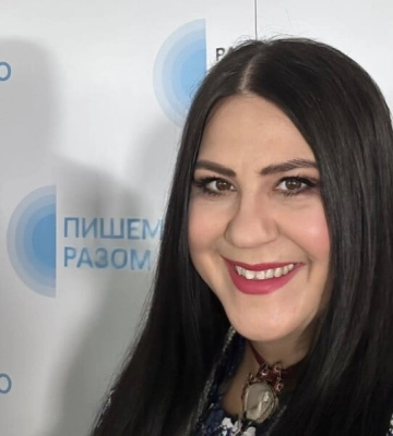 Рудницкая заявила, что радиодиктант с Сумской был лучшим за 26 лет. Она объяснила, почему
