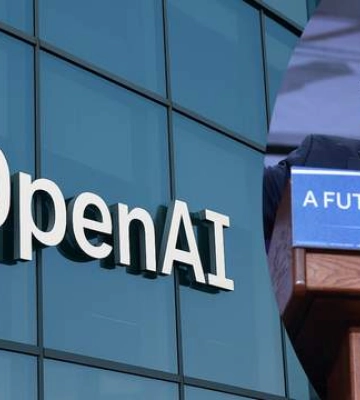 Берни Сандерс призвал разделить OpenAI, чтобы спасти мир
