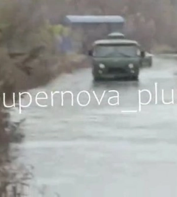 Вода із Бєлгородського водосховища розмила дороги та позиції окупантів на Вовчанському напрямку: "Хохлы взорвали дамбу и затопило все". ВIДЕО