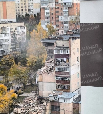 У Хмельницькому після вибуху обвалився будинок - що там коїться