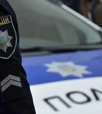 Лежав у темряві посеред дороги і задихався (ВІДЕО)