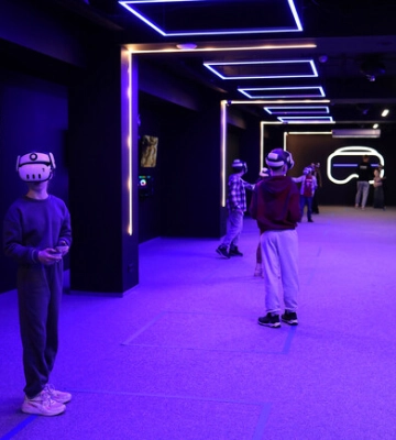 У Києві відкрився VR-клуб з ареною вільного переміщення на 250 м²
