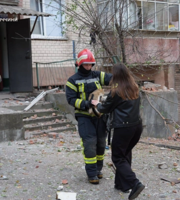 В Хмельницком взрыв разрушил многоэтажный дом