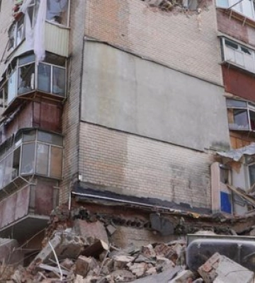 Вибух газу в багатоповерхівці в Хмельницькому: 5 постраждалих, зокрема дитина. ФОТОрепортаж