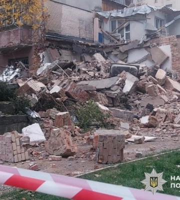 Вибух у Хмельницькому: потужний удар зніс частину багатоповерхівки. Фото