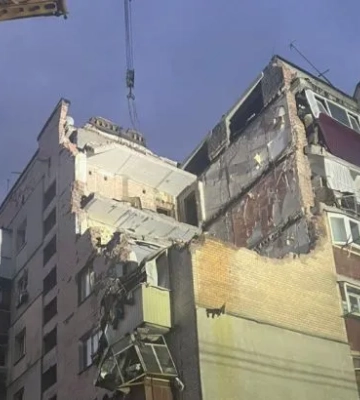 Вибух газу у Хмельницькому: під завалами будинку виявлено тіла двох людей