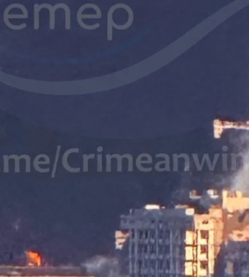 В Крыму дроны атаковали две нефтебазы, возникли масштабные пожары