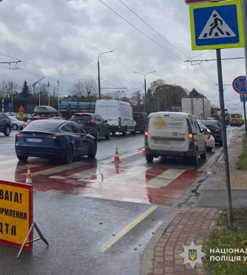 У Львові внаслідок ДТП травмований 19-річний водій скутера