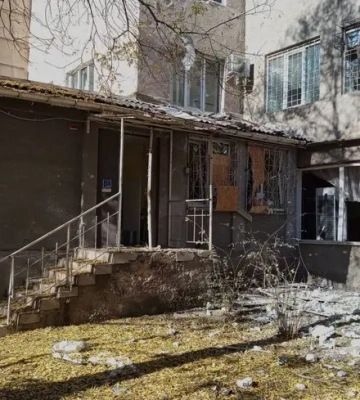 Росія влучила в дитячу лікарню в Херсоні: дев'ять поранених, серед них — четверо дітей