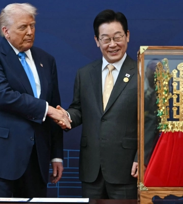 Трамп вирушив до Південної Кореї на зустріч із Сі Цзіньпіном