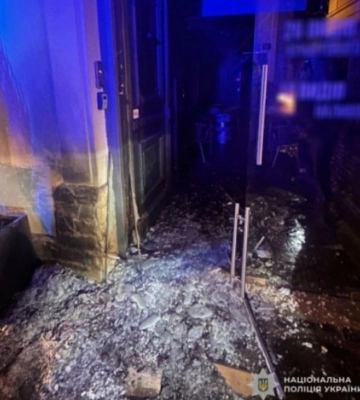 У Львові правоохоронці затримали чоловіка, якого підозрюють у підпалі пабу в центрі міста