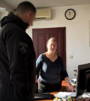 Без водія, але з правами: В Ужгороді викрили схему продажу фіктивних іспитів в автошколі