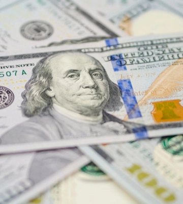 НБУ знизив курс долара на 7 копійок