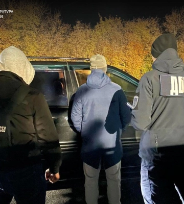 На Рівненщині ДБР заблокувало схему втечі військовозобов’язаних із навчального центру