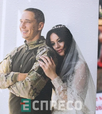 "Ми голос тих, хто усміхається до вас із фото": у Львові рідні зниклих безвісти у Кринках на Херсонщині зібралися на акцію