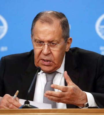 Лавров выругался во время круглого стола по Украине: конфуз попал на видео