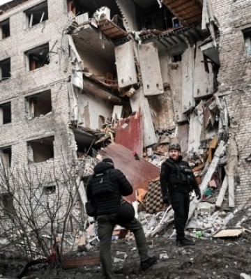 У Запоріжжі з-під завалів дістали загиблого, кількість постраждалих зросла до 17