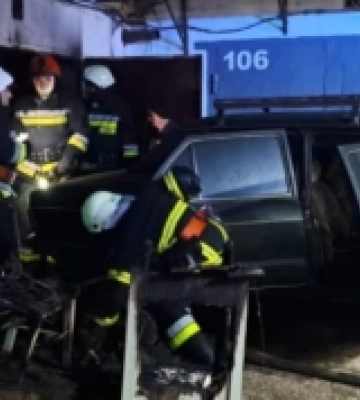 В Ізмаїлі рятувальники ліквідували пожежу в гаражі