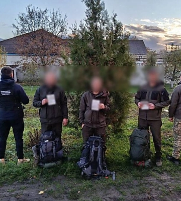Прикордонники затримали трьох порушників на шляху до Молдови, серед них житель Миколаєва