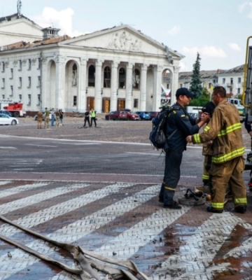 Влада Чернігова підтвердила російський удар по телевежі в центрі міста