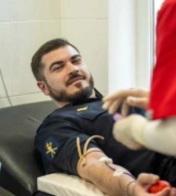 У Генічеську окупаційні поліцаї здавали кров: Кремль намагається використовувати Генічеськ, як ресурсну базу