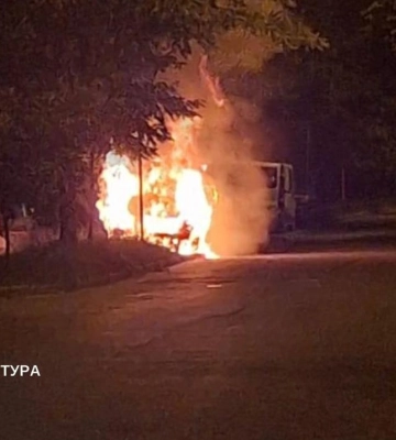 Тюремный срок получил мужчина, который сжег три машины в Киеве