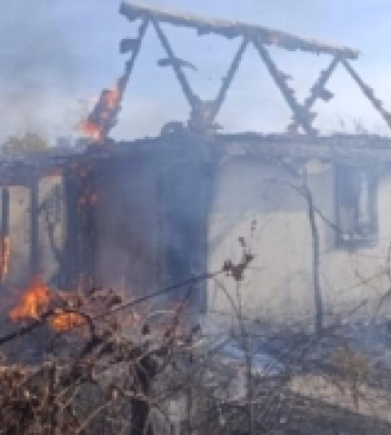 В Ізмаїлі рятувальники ліквідували пожежу в нежитловій будівлі