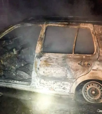 На Рахівщині під час руху загорілося авто