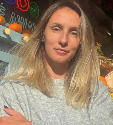 Кав'ярні, книгарні, оновлена зачіска: Леся Цуренко показала, як відпочиває у Києві