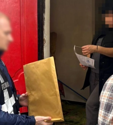 Чиновники Одесского горсовета присвоили 1,6 млн грн на товарах для ВСУ: проведен ряд обысков Чиновники Одесского горсовета присвоили 1,6 млн грн на товарах для ВСУ: проведен ряд обысков