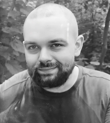 Загинув від поранення: у Черкасах попрощалися із полеглим захисником