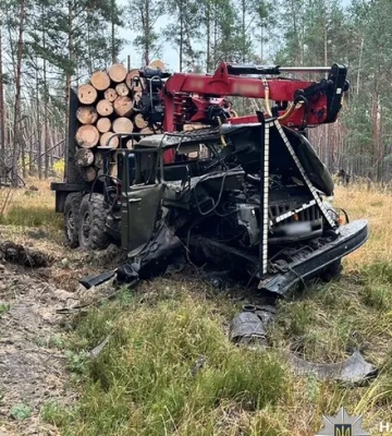 На Житомирщині загинуло п'ятеро людей, двоє поранені — автомобіль підірвався на мінах