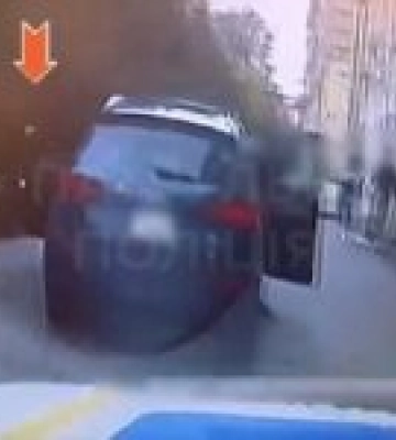 Водій без прав намагався втекти від патрульних у Львові