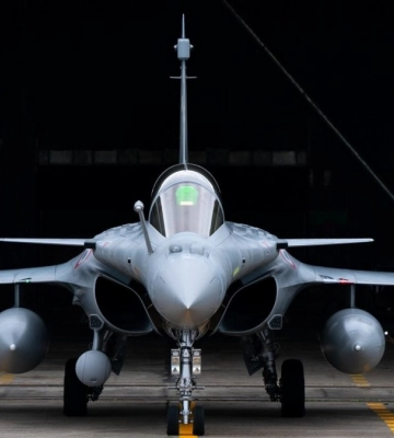 Украина планирует приобрести 16 истребителей Rafale, первые из которых будут в украинском небе в 2028-2029гг— Макрон