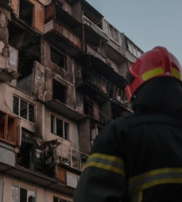 Шестеро погибших и 37 пострадавших: в Деснянском районе Киева завершили спасательные работы на месте российского удара по девятиэтажке