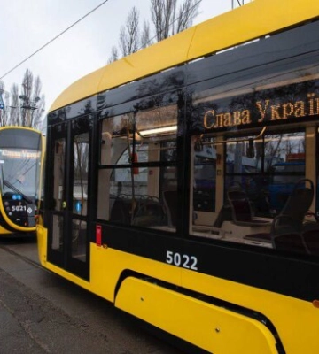 На маршрутах Києва незабаром з’являться 85 сучасних інклюзивних автобусів та 8 трамваїв, частина вже працює, - Кличко
