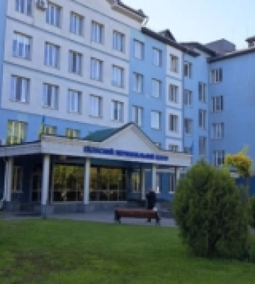 «Школа відповідального батьківства» в Рівному святкує 15 років: графік занять на грудень