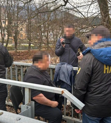 На Закарпатті затримали суддю, який вимагав "конфетки" за своє рішення