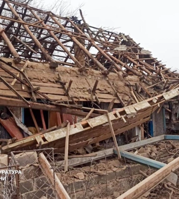 Внаслідок атаки російських БпЛА по селу у Харківській області  постраждали троє людей