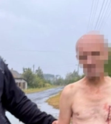 Жителя Рівненщини, який зарізав незрячого батька, скерують на примусове лікування