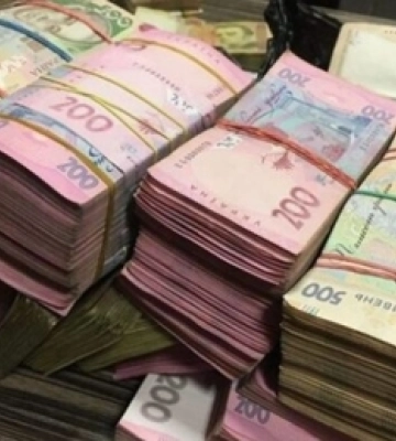 Шахраї розвели волинянку на майже 500 тисяч гривень