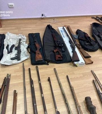 Тисячі унікальних артефактів, викрадених в Криму, передав колишній нардеп музею